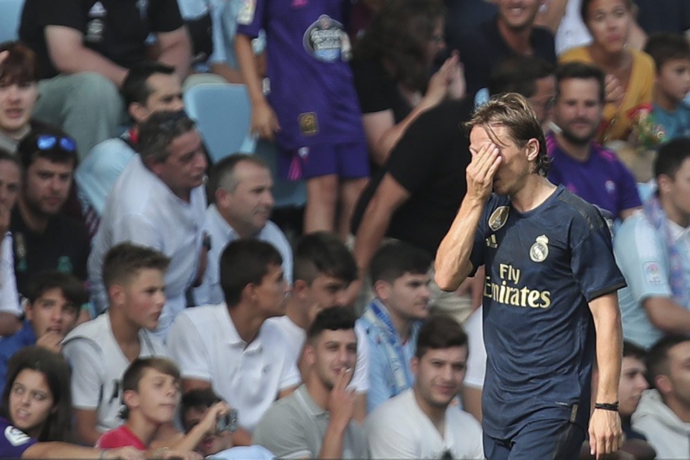 Modric Cedera Gara-gara Jeda Internasional, Zidane Cuma Bisa Pasrah Modric Cedera Gara-gara Jeda Internasional, Zidane Cuma Bisa Pasrah