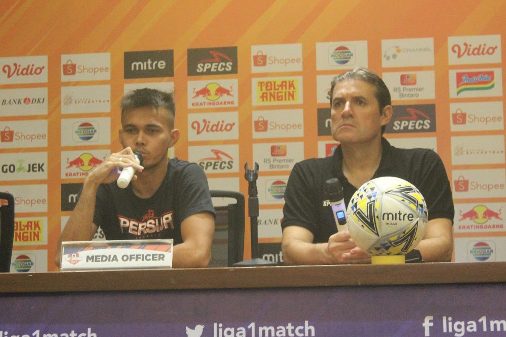 Ismed Sofyan Mulai Kehilangan Tempat di Tim Inti, Pelatih Persija Berikan Penjelasan Ismed Sofyan Mulai Kehilangan Tempat di Tim Inti, Pelatih Persija Berikan Penjelasan