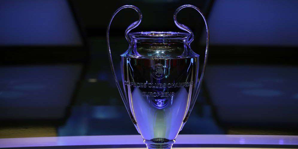 Trofi Liga Champions. (c) AP Photo