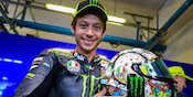 Galeri Foto: Helm Spesial Valentino Rossi di Misano Terinspirasi Makanan Galeri Foto: Helm Spesial Valentino Rossi di Misano Terinspirasi Makanan