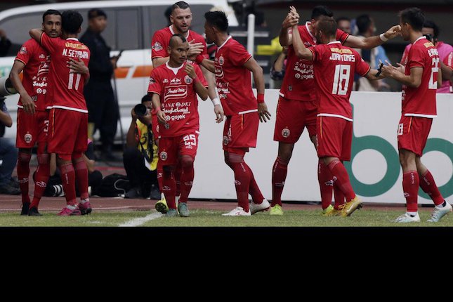 Tanda Bintang di Jersey yang Tak Jelas Regulasinya Tanda Bintang di Jersey yang Tak Jelas Regulasinya