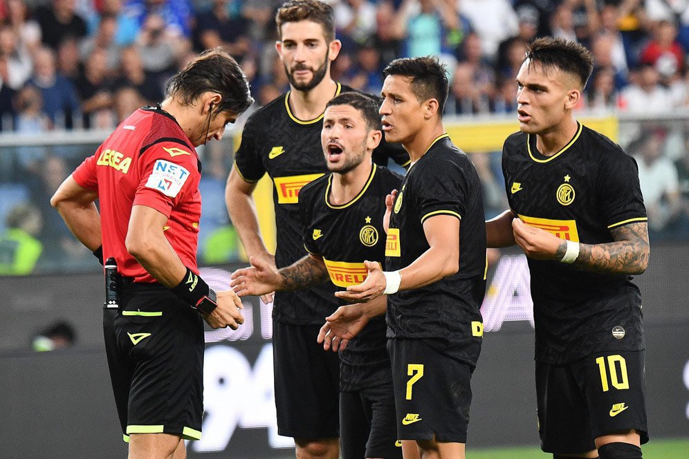 Alexis Sanchez Kartu Merah, Begini Respon Antonio Conte Alexis Sanchez Kartu Merah, Begini Respon Antonio Conte