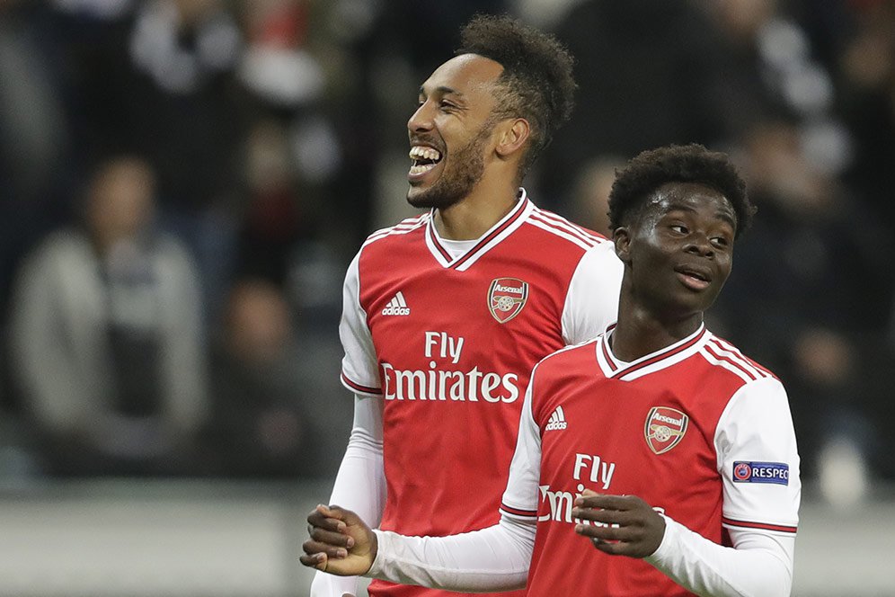 Abaikan MU dan Real Madrid, Pierre-Emerick Aubameyang Ingin Bertahan di Arsenal Abaikan MU dan Real Madrid, Pierre-Emerick Aubameyang Ingin Bertahan di Arsenal