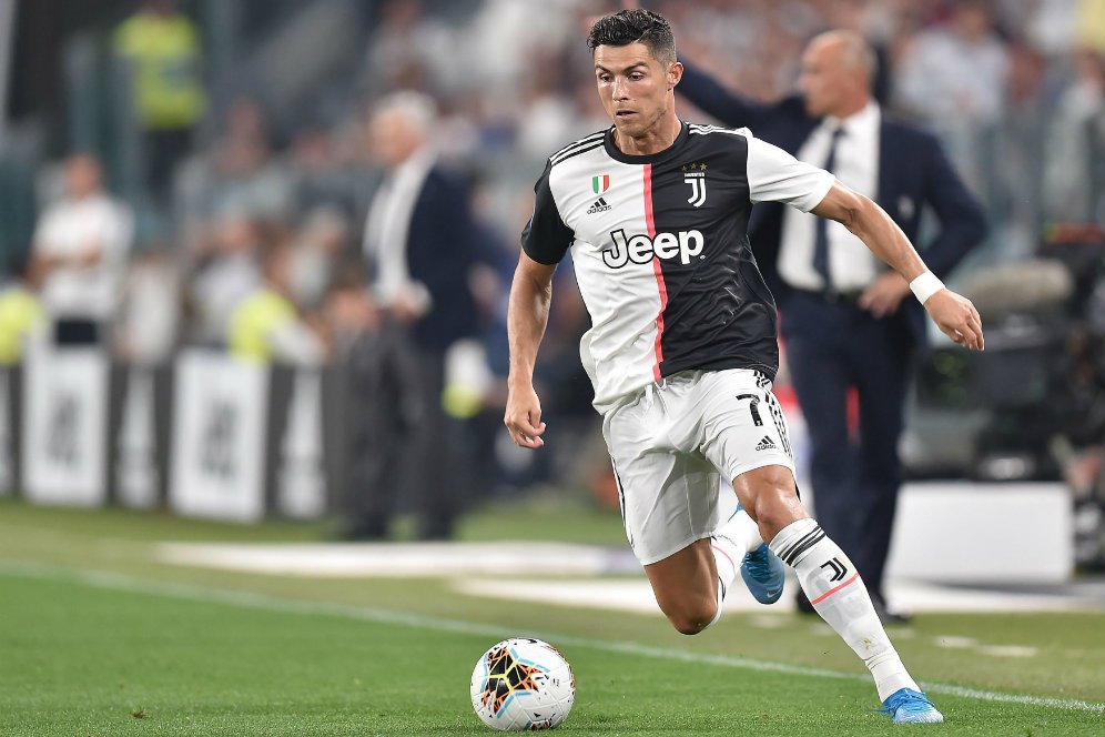 Buffon Soal Ronaldo: Orangnya Rendah Hati Buffon Soal Ronaldo: Orangnya Rendah Hati