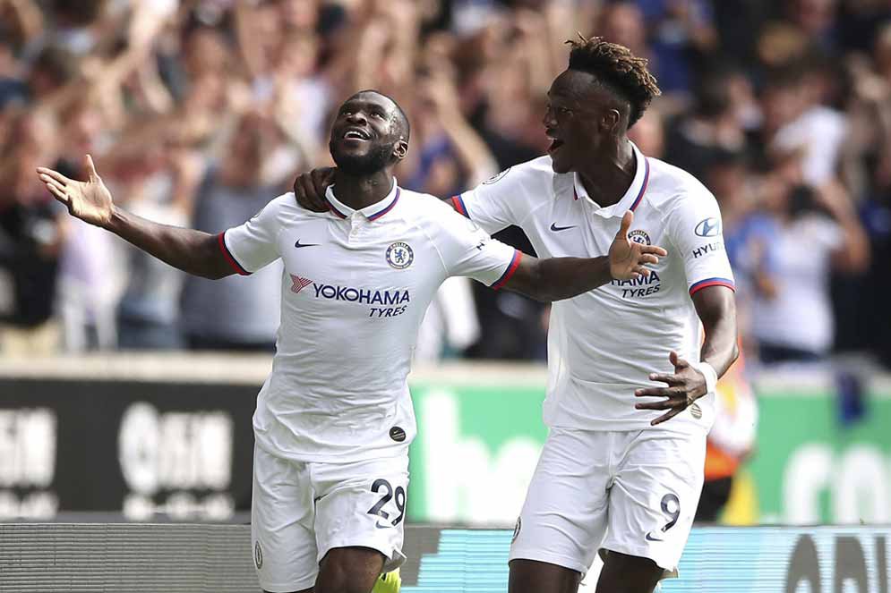 Panutan! Tomori Tetap Belajar Meski Sedang Bersinar Bersama Chelsea Panutan! Tomori Tetap Belajar Meski Sedang Bersinar Bersama Chelsea