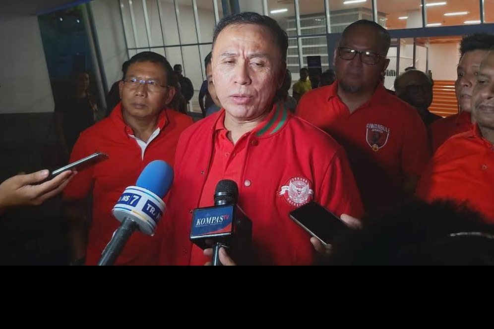 Hadir Langsung, Iwan Bule Kecewa Timnas Indonesia Kalah Telak dari Thailand Hadir Langsung, Iwan Bule Kecewa Timnas Indonesia Kalah Telak dari Thailand