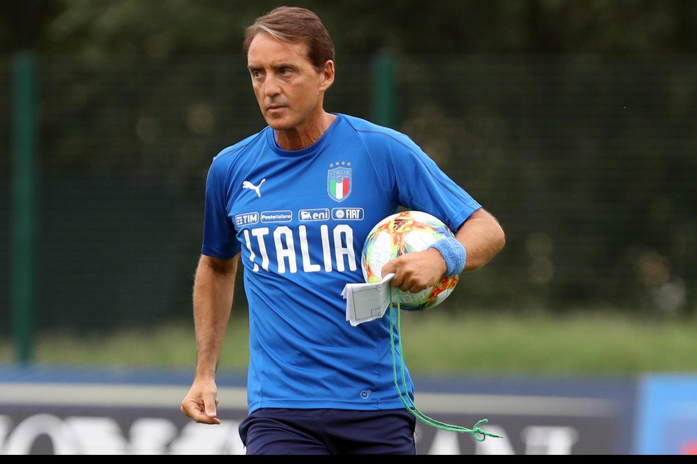 Foto-foto Roberto Mancini saat Bermain untuk Lazio