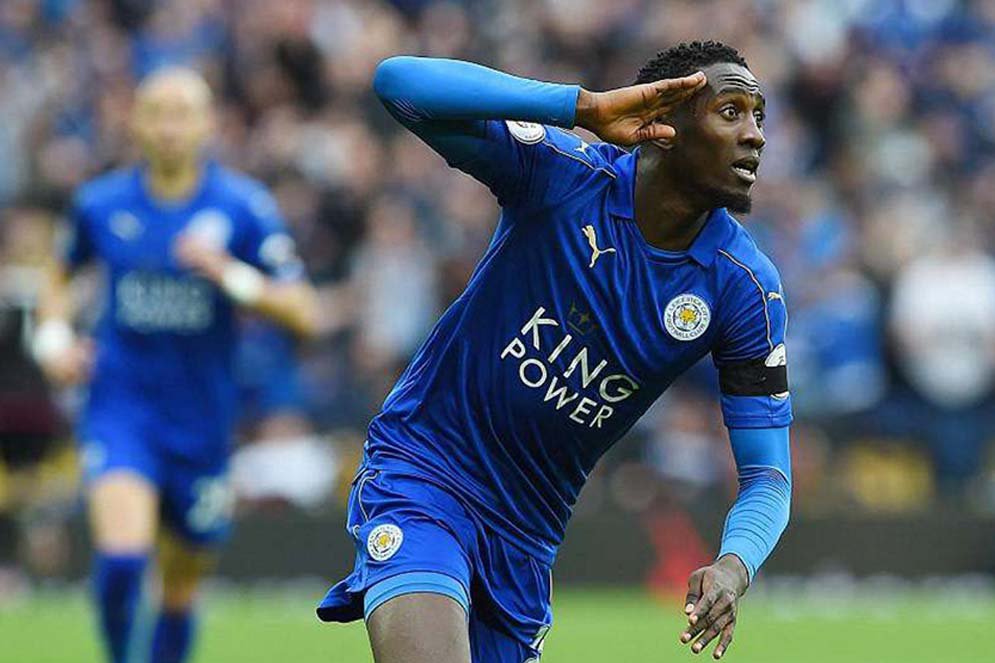 Jika van de Beek Lepas, MU Bakal Alihkan Fokus ke Wilfred Ndidi Jika van de Beek Lepas, MU Bakal Alihkan Fokus ke Wilfred Ndidi
