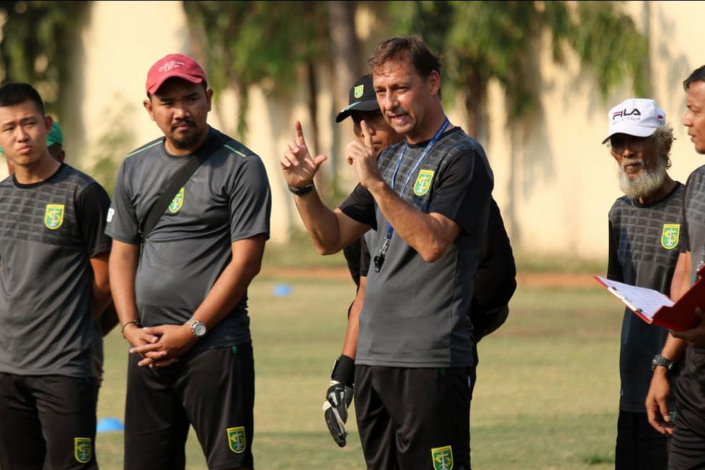 Wolfgang Pikal Belum Sentuh Aspek Taktikal di Hari Kedua Wolfgang Pikal Belum Sentuh Aspek Taktikal di Hari Kedua