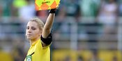Cantik dan Bijak, Inilah Deretan Wasit Cantik di Sepak Bola Dunia Cantik dan Bijak, Inilah Deretan Wasit Cantik di Sepak Bola Dunia