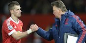 Gagal Total di MU, Pemain Ini Mengeluh Terlalu Dikekang Louis van Gaal Gagal Total di MU, Pemain Ini Mengeluh Terlalu Dikekang Louis van Gaal