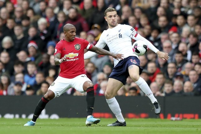 Ashley Young Bisa Apa? Ashley Young Bisa Apa?