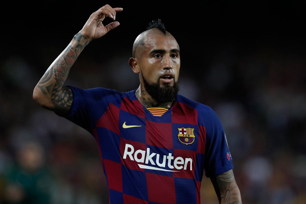 Perihal Gugatan Vidal, Barcelona Curiga Ada Udang di Balik Batu