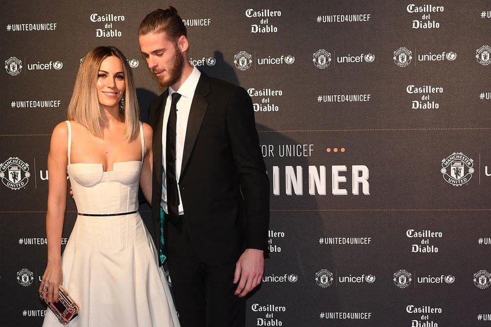 Deretan Cerita Romantis Pesepak Bola Dunia yang Nikahi Fansnya Sendiri Deretan Cerita Romantis Pesepak Bola Dunia yang Nikahi Fansnya Sendiri
