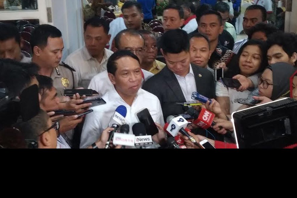 Menpora RI Minta Syed Saddiq Layangkan Permintaan Maaf Resmi Menpora RI Minta Syed Saddiq Layangkan Permintaan Maaf Resmi