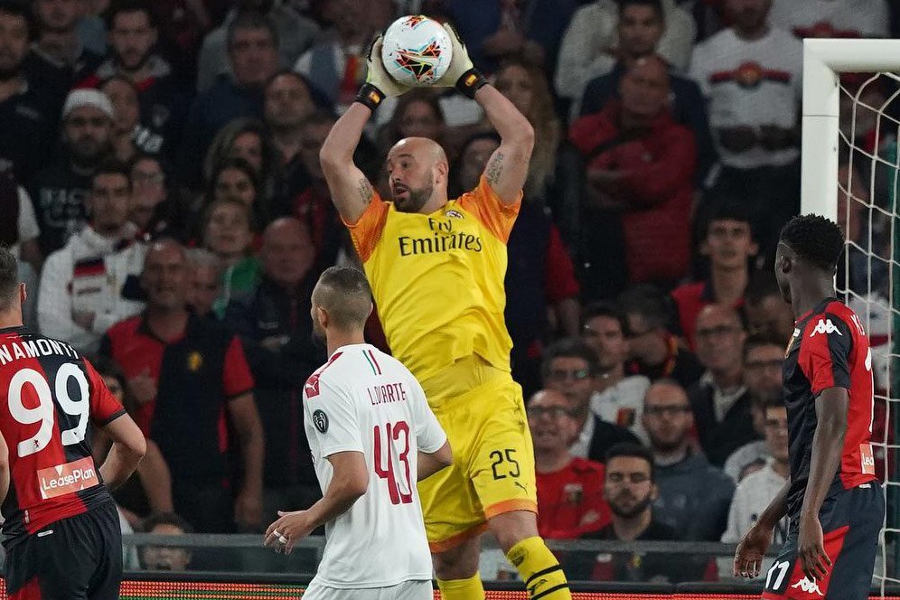 Kronik Pepe Reina: Awalnya Cadangan, Bikin Blunder, Lalu Gagalkan Penalti Kronik Pepe Reina: Awalnya Cadangan, Bikin Blunder, Lalu Gagalkan Penalti