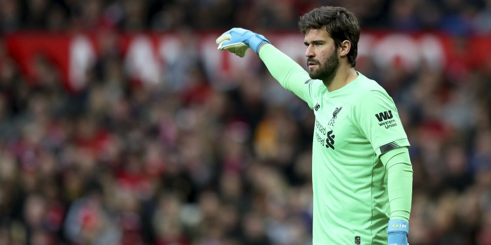 Alisson Becker (c) AP Photo