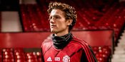 Kalahkan Kanker, Solskjaer Nantikan Aksi Ciamik Max Taylor di Skuat MU Kalahkan Kanker, Solskjaer Nantikan Aksi Ciamik Max Taylor di Skuat MU