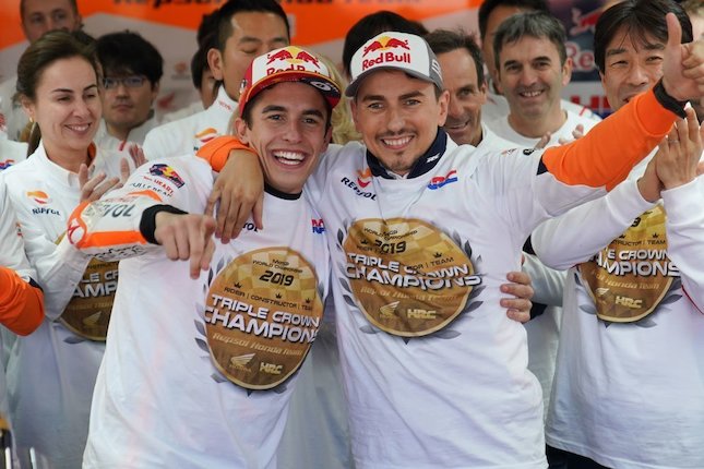 Sebut Marc Marquez Masih Pakai Gaya Balap Honda Sebut Marc Marquez Masih Pakai Gaya Balap Honda