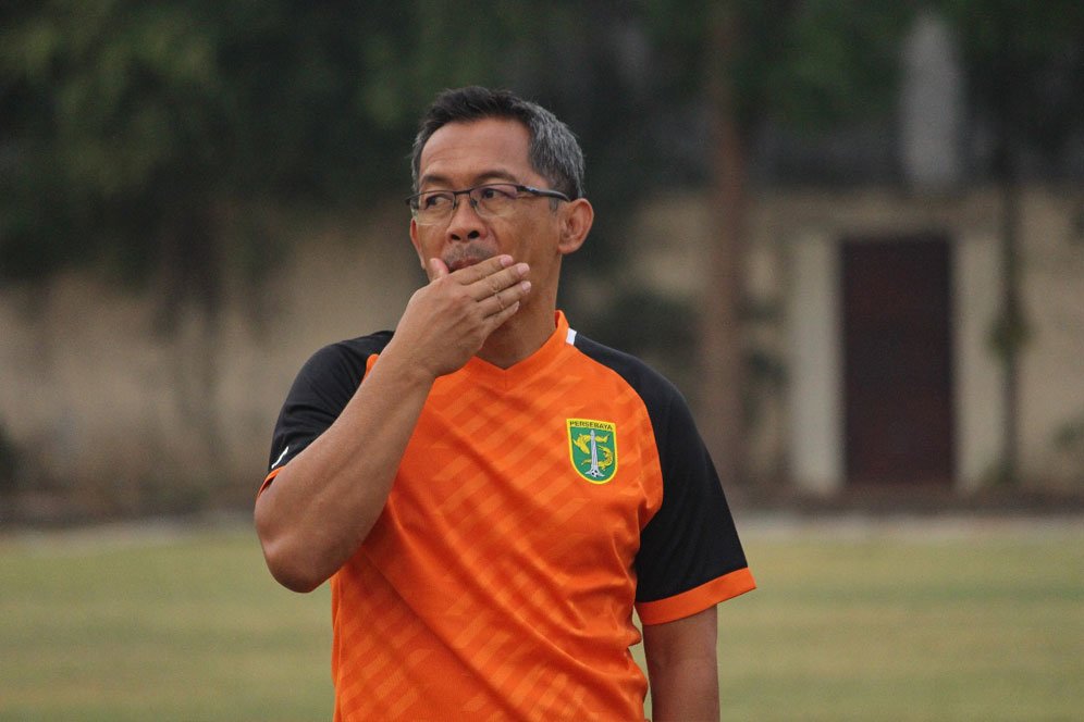 Aji Santoso Beberkan Kriteria Pengganti Ruben Sanadi di Persebaya Aji Santoso Beberkan Kriteria Pengganti Ruben Sanadi di Persebaya