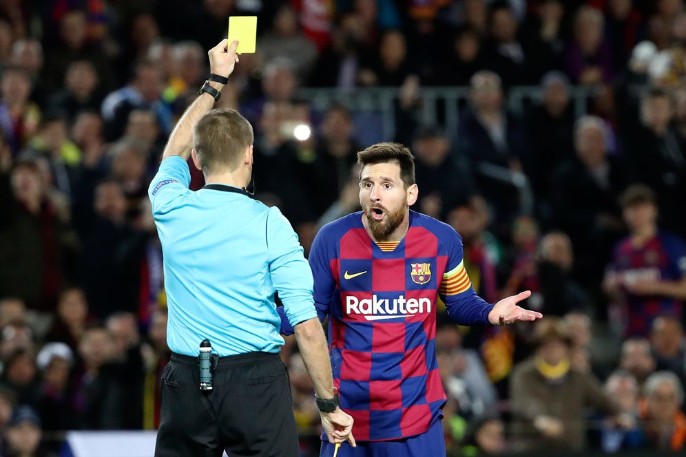 Messi Diving dan Dapat Kartu Kuning, Netizen pun Beraksi Messi Diving dan Dapat Kartu Kuning, Netizen pun Beraksi