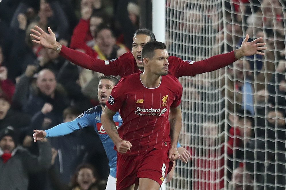 Musim Depan, Arsenal Duetkan Chris Smalling dan Dejan Lovren di Lini Pertahanan? Musim Depan, Arsenal Duetkan Chris Smalling dan Dejan Lovren di Lini Pertahanan?