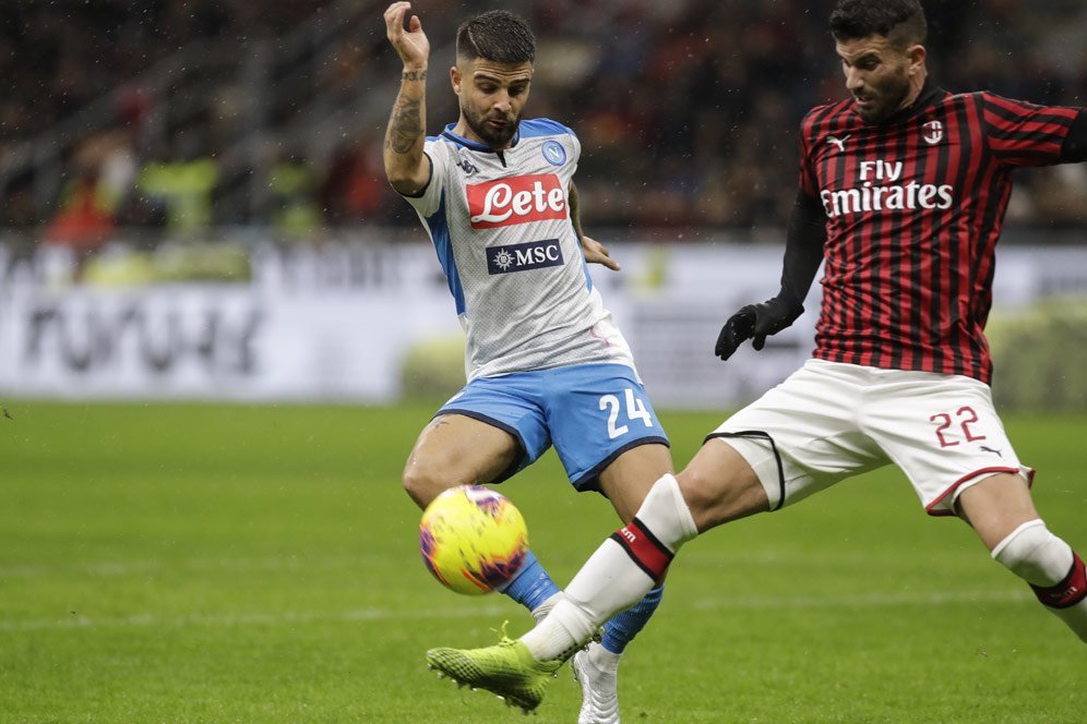 Hasil Pertandingan AC Milan vs Napoli: Skor 1-1 Hasil Pertandingan AC Milan vs Napoli: Skor 1-1