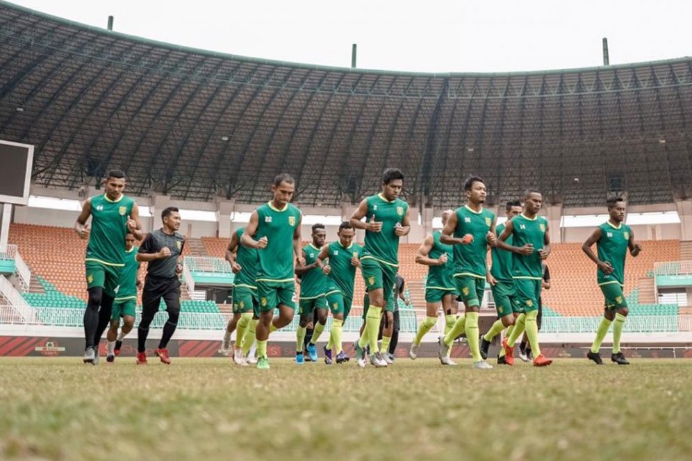 Makan Konate Datang, Persebaya 'Kebanjiran' Gelandang Makan Konate Datang, Persebaya 'Kebanjiran' Gelandang