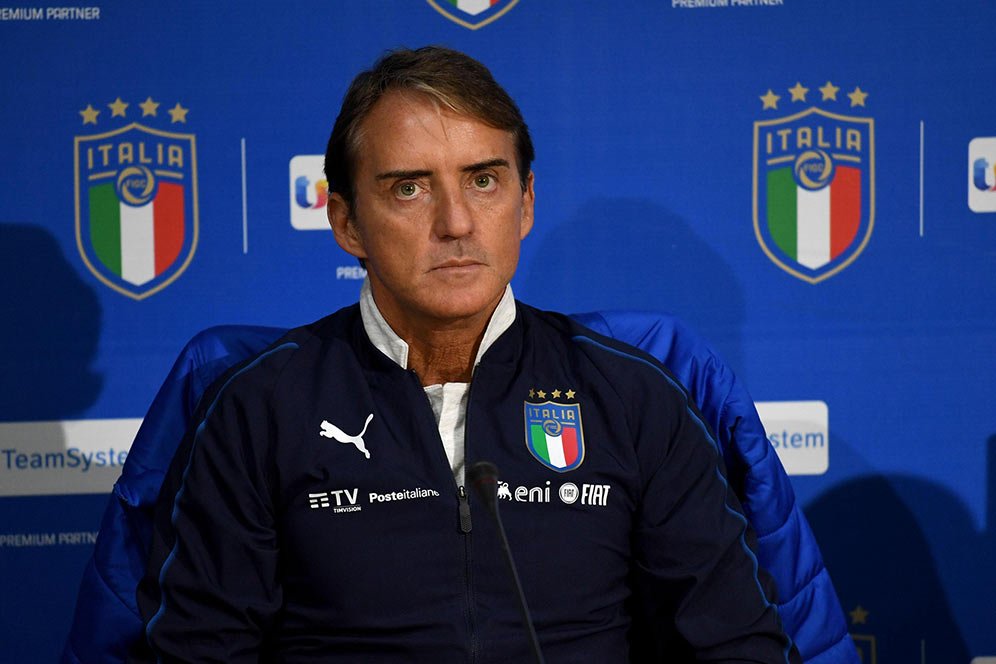 Manchester United Ingin Roberto Mancini Gantikan Ole Gunnar Solskjaer? Manchester United Ingin Roberto Mancini Gantikan Ole Gunnar Solskjaer?