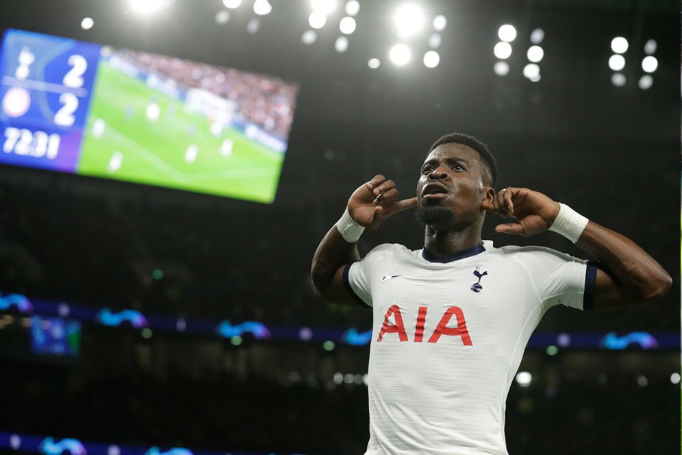 Bek Tottenham ini Jadi Rekrutan Ketiga AC Milan?