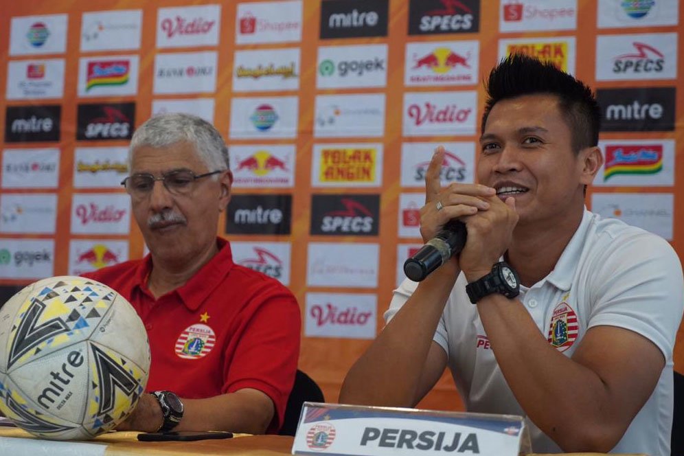 Persija Luruskan Kabar Mengenai Pemberhentian Edson Tavares via WhatsApp Persija Luruskan Kabar Mengenai Pemberhentian Edson Tavares via WhatsApp