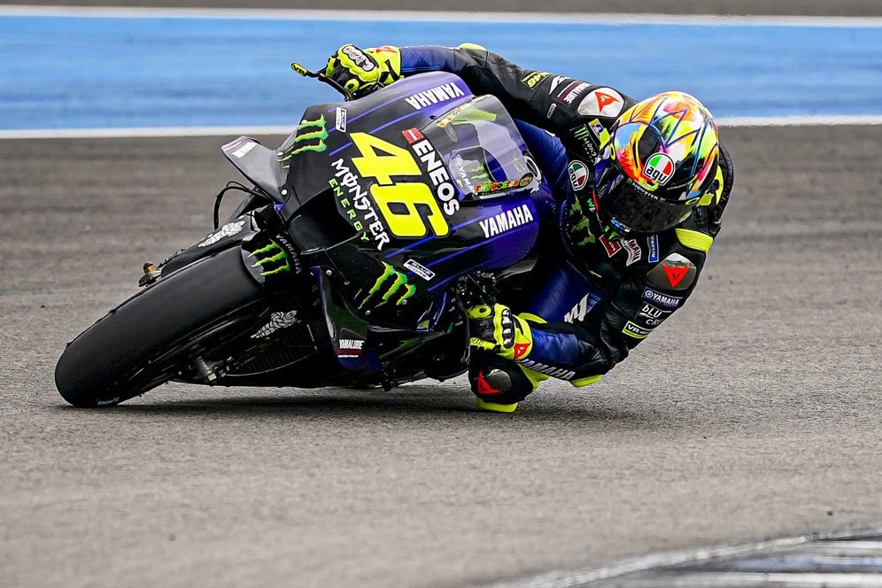 Valentino Rossi Tak Tutup Peluang Pindah ke Petronas Yamaha SRT Valentino Rossi Tak Tutup Peluang Pindah ke Petronas Yamaha SRT