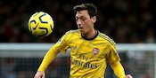 Mesut Ozil Pensiun, Yaya Toure: Semoga Ada Penggantinya!