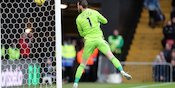 Meski Sering Buat Blunder, David De Gea Disebut Masih Layak Jadi Kiper No 1 MU Meski Sering Buat Blunder, David De Gea Disebut Masih Layak Jadi Kiper No 1 MU
