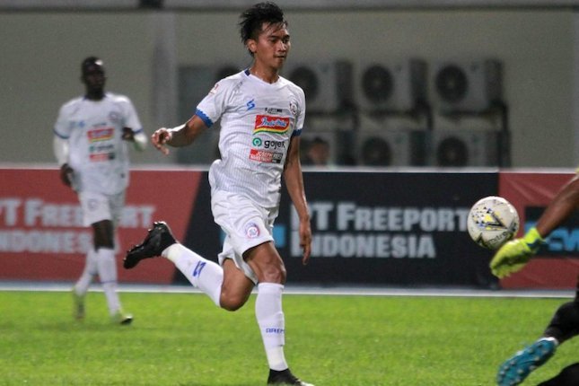 Gelandang: Jayus Hariono Gelandang: Jayus Hariono