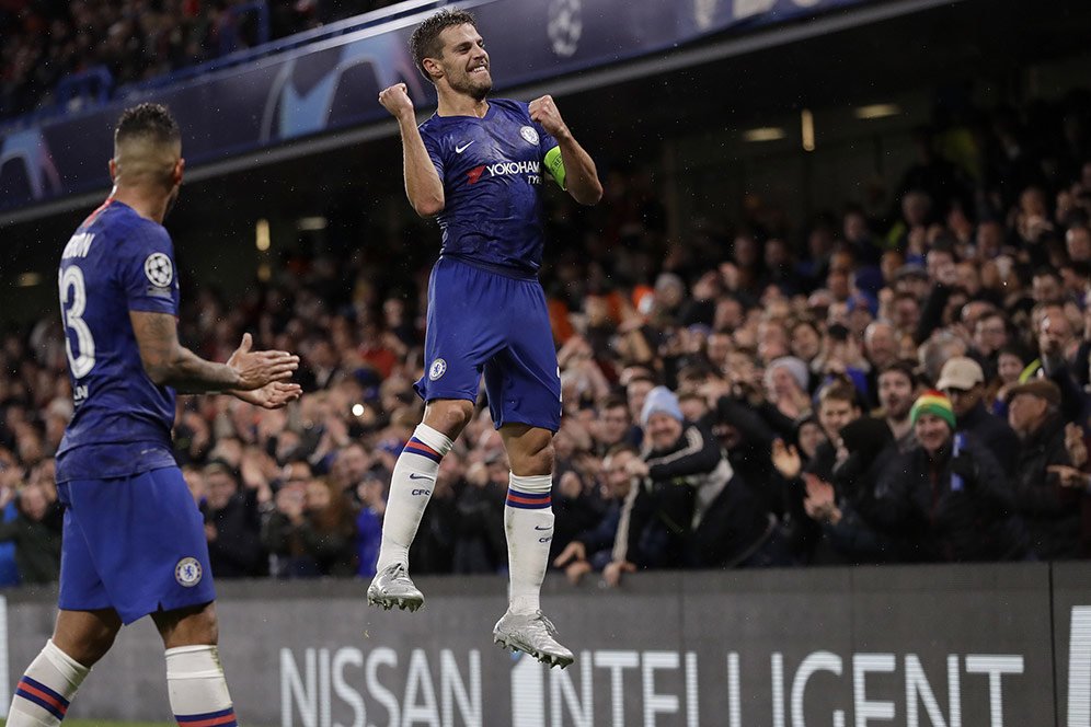 Cesar Azpilicueta Ingin Chelsea Kembali Ditakuti Lawan di Stamford Bridge Cesar Azpilicueta Ingin Chelsea Kembali Ditakuti Lawan di Stamford Bridge