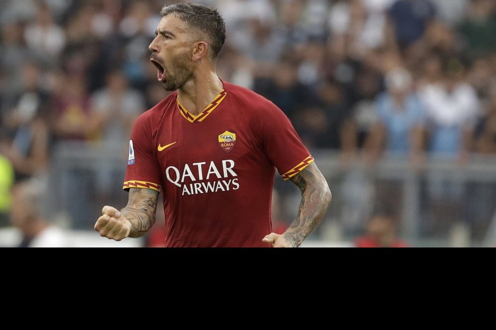 Inter Milan Sukses Bajak Aleksandar Kolarov dari AS Roma Inter Milan Sukses Bajak Aleksandar Kolarov dari AS Roma