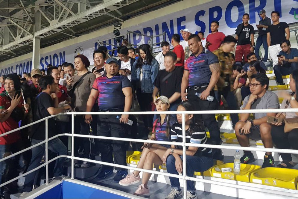 Penuhi Janji, Maria Ozawa Akhirnya Tonton Lagi Laga Timnas Indonesia U-22 Penuhi Janji, Maria Ozawa Akhirnya Tonton Lagi Laga Timnas Indonesia U-22