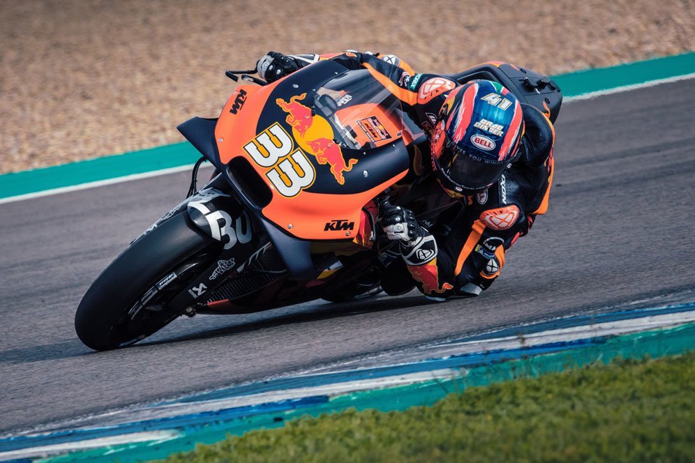 Brad Binder Senang Lagi-Lagi Bakal Setim dengan Miguel Oliveira Brad Binder Senang Lagi-Lagi Bakal Setim dengan Miguel Oliveira