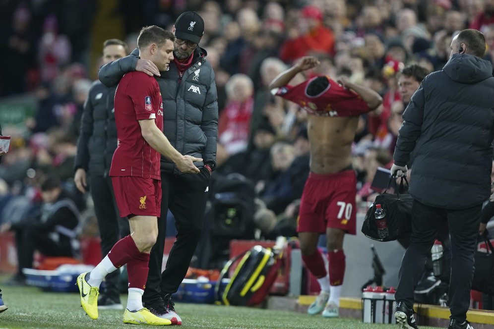 Liverpool vs Everton, Cedera James Milner Kemungkinan Serius Liverpool vs Everton, Cedera James Milner Kemungkinan Serius