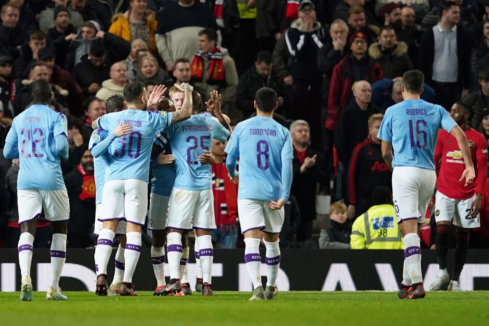 Berbatov Sebut Manchester City Harusnya Menang Lima Gol Atas Manchester United Berbatov Sebut Manchester City Harusnya Menang Lima Gol Atas Manchester United