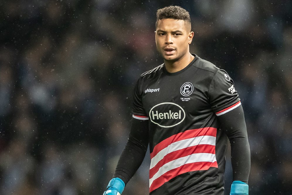 Kisah Zack Steffen: Penebusan Karir di Tanah Jerman Kisah Zack Steffen: Penebusan Karir di Tanah Jerman