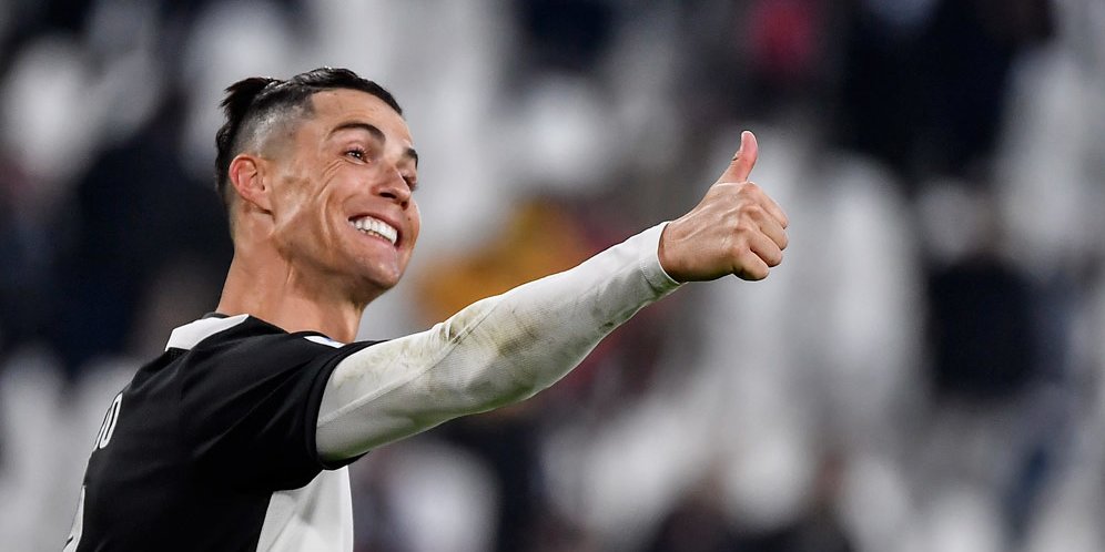 Cristiano Ronaldo (c) AP Photo