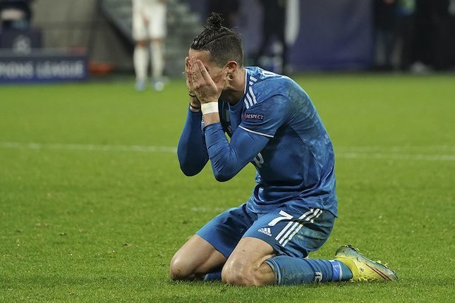 Pilih Messi Ketimbang Ronaldo Pilih Messi Ketimbang Ronaldo