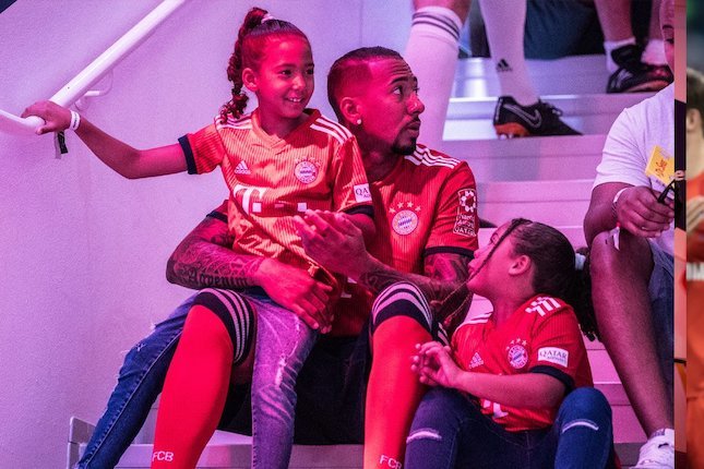 Dukungan Dua Malaikat Kecil Dukungan Dua Malaikat Kecil