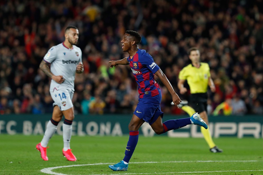 Nyaman di Barcelona, Ansu Fati tak Bakal Hengkang ke Manchester United