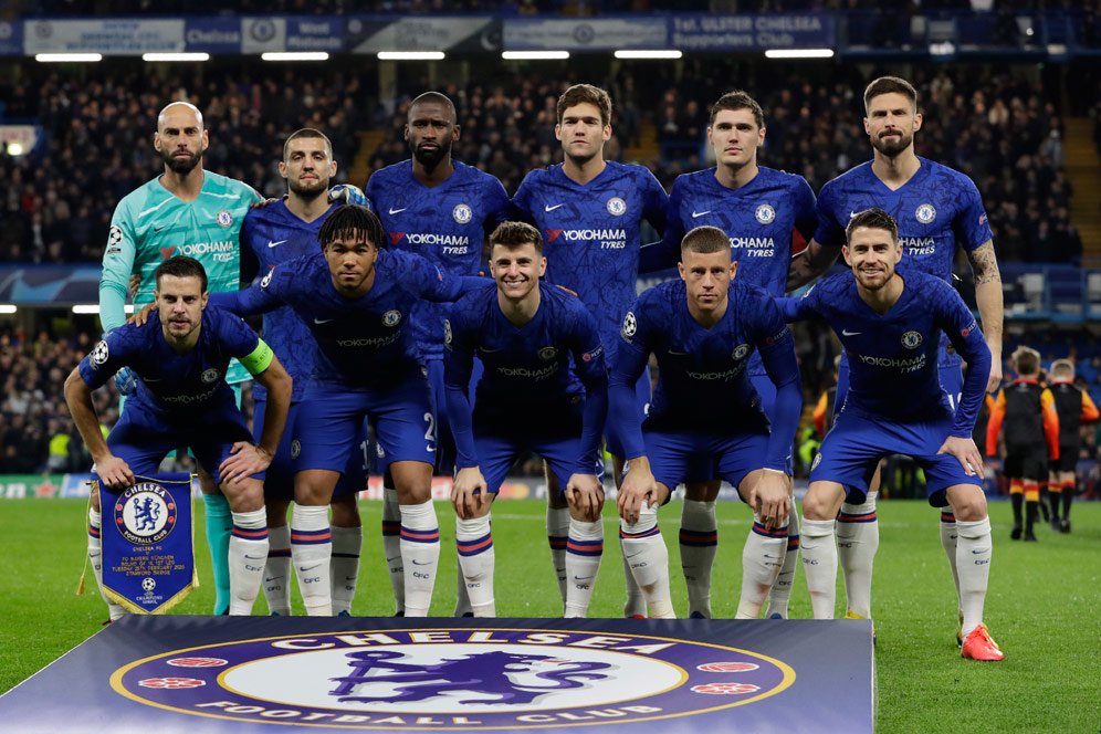 Rio Ferdinand: Chelsea Diajari Sepak Bola oleh Bayern Munchen Rio Ferdinand: Chelsea Diajari Sepak Bola oleh Bayern Munchen