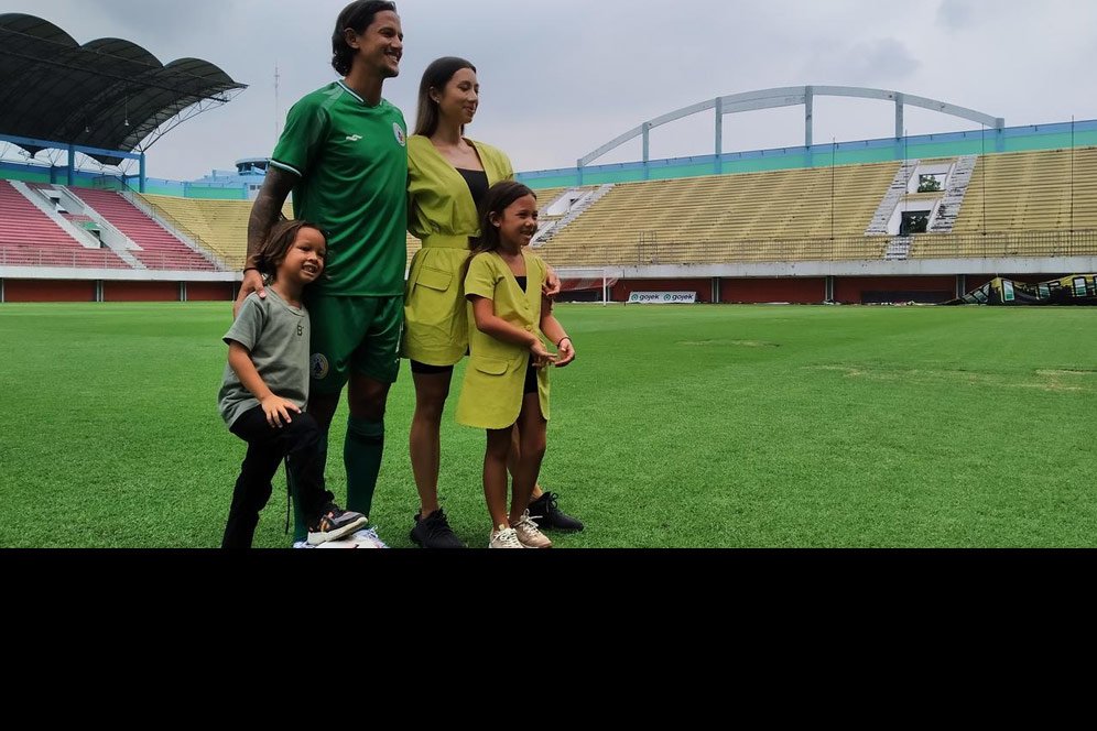 Gabung PSS, Irfan Bachdim dan Keluarga Boyongan ke Sleman Gabung PSS, Irfan Bachdim dan Keluarga Boyongan ke Sleman