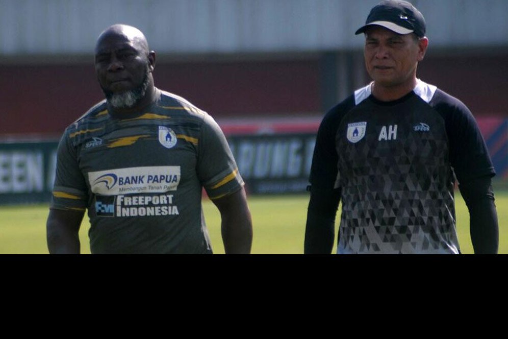 Persipura Apresiasi Pemain Asing yang Tak Mudik di Tengah Pandemi Persipura Apresiasi Pemain Asing yang Tak Mudik di Tengah Pandemi