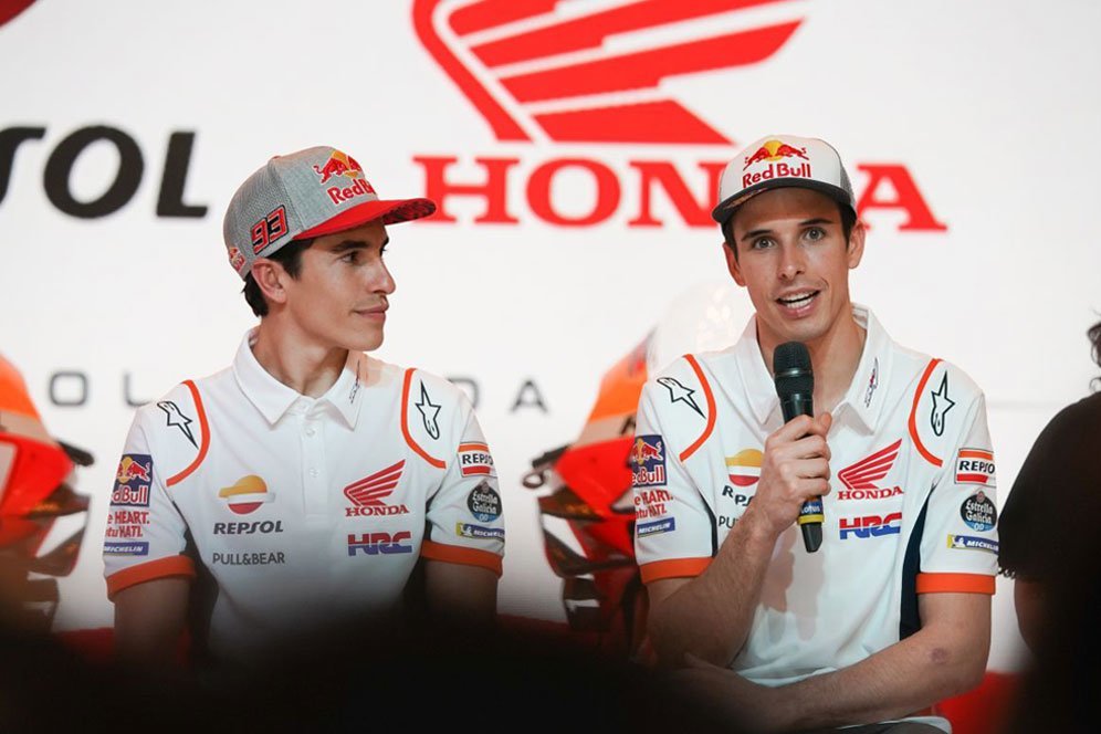Sekeluarga Sama-Sama Cepat, Inilah 8 Fakta Menarik Soal Pembalap Kakak Beradik di MotoGP Sekeluarga Sama-Sama Cepat, Inilah 8 Fakta Menarik Soal Pembalap Kakak Beradik di MotoGP